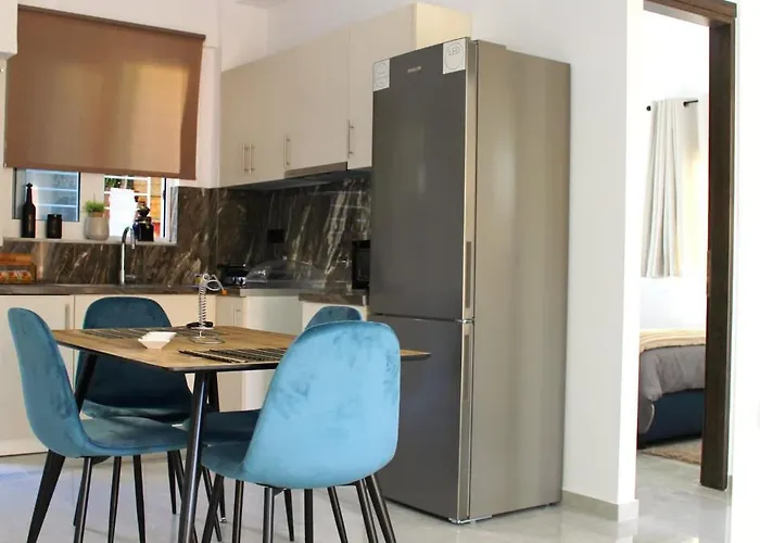 Cozy Nest In The Vibrant Center פאטרה